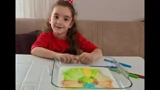 İPEK İLE S&Uuml;TTE RENKLERİN DANSI!! Eğlenceli &Ccedil;ocuk Videosu!!