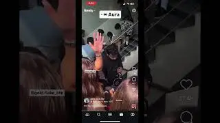 Vijay deverkonda falling down on stairs viral video #viral #trnding #vijaydevarakonda