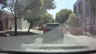 Bad drivers of Argentina - November 2012