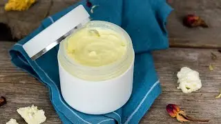 Сухие руки? Попробуйте этот самодельный лосьон с маслом ши!