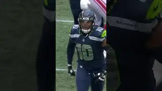 Uchenna Nwosu brought out the hawk celly after this sack! | Seahawks Shorts