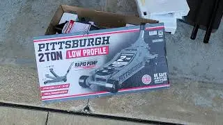 Питтсбургский 2-тонный низкопрофильный домкрат Harbor Freight FTW