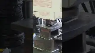 CRUSHING WELDED PLATES USING A 600 KN MACHINE