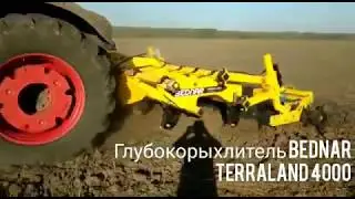 Глубокорыхлитель Bednar Terraland TN 4000 разбивает многолетнюю плужную подошву