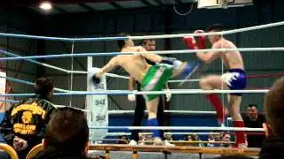Parte/1 Oscar Carrasco del team Pitbull  vs Daniel Felipe del club Lumpini de Madrigueras