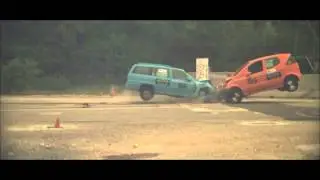 Kompatibilit&auml;ts Crashversuch (Opel Astra 100km/h auf Mercedes A Klasse)