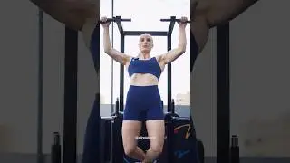 Pull-up Queen: Pure Power 👑 #shorts #strongwomen #pullups