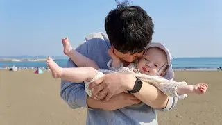 Baby Girl's First Time in the Sea 🏖️ (Cute Reaction)