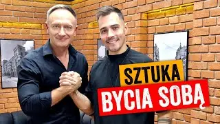 Ma MILIONY widzów. W co inwestuje REZI?  BTC, złoto czy mieszkania?
