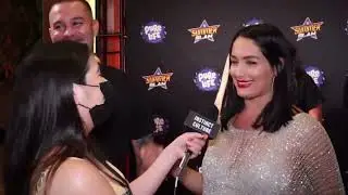 Nikki Bella in fast reverse