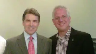 Rick Perry to Glenn Beck: Jade Helm Proves You Can't Trust Government (Unless I'm President)