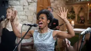 Cornwall Gospel Wedding Singers Hire  - The Grace Notes perform 