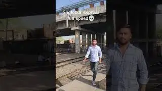 Shatabdi express vs vande bharat speed test 🔥🔥 #shorts #trending