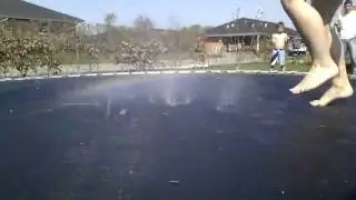 Havevander under havetrampolin