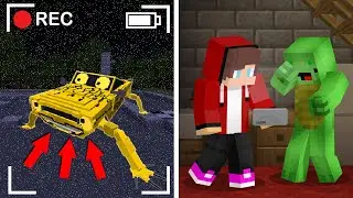 JJ and Mikey Saw Creepy Yellow Car on Security Camera in Minecraft! Mazien