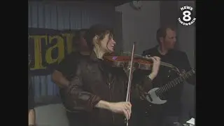 10,000 Maniacs perform at San Diego radio station Star 100.7 in 1997