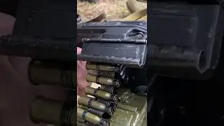 Зарядка советского пулемета ПКМ