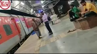 Allahabad Duronto Final Departure at Allahabad Railway Station : IRFCA/MSTS