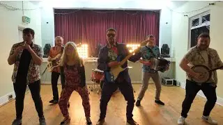 Don’t You Want Me ft Aisling Uí Ruacháin