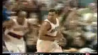 Brandon Roy alley oop from Jarrett Jack 20080412 Mavericks