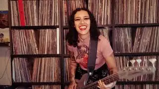 She - Cherry Bomb (The Runaways)