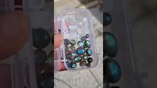 magical box of labradorite and moonstone #labradorite #rainbowmoonstone #wirewrappingtutorial