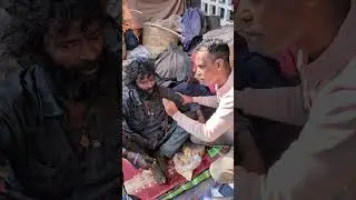 ২৩ বছর ধরেই পাগল রাস্তায় ঘুরে বেড়াচ্ছে তার পরিবারের সন্দেহে 