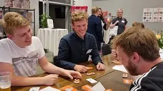Speak Easy! - the party game where nonsense makes sense