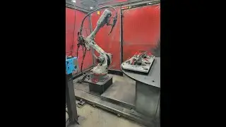 Motoman SK6 Robotic Welding Cell w/ Yasnac MRC Controller, Sensarc UC350 350 Amp Power & More