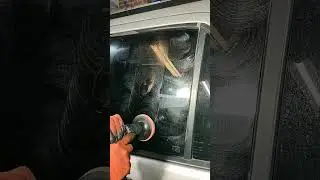 Fastest Way to Remove Water Spots from glass. #slingsudsandadsllc #waterspots