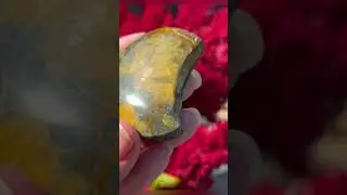 Pietersite crystal moon carving