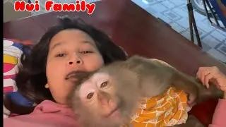Nui Family | Nui posing when sleeping is very cute