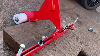 Mustang Pivot Lift