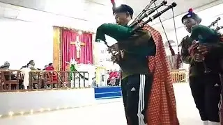 Hak Jebou piper band perform closing ceremony 
