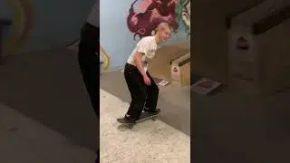 How can a poser switch varial heelflip this good??🥵