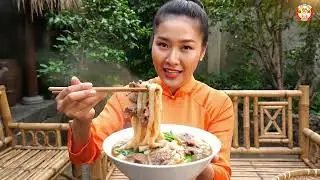 I Tried Eating Stir-Fried Pho for a Week Here's What Happened
