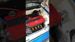 Как уложить и выровнять проводку в моторном отсеке. #wiretuck #shavedenginebay
