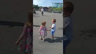 Парк в Германии. Парк для детей и взрослых. Deutschland. Park f&uuml;r Kinder und Erwachsene.