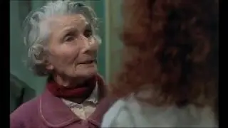 Tatie Danielle (1990) - Elle pue !