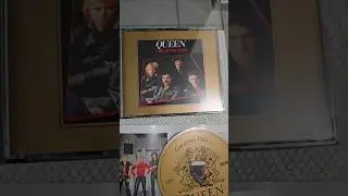 Queen greatest hits double cd or vinyl.