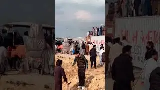 Pti workers removing container #pti #imrankhan #zamanpark