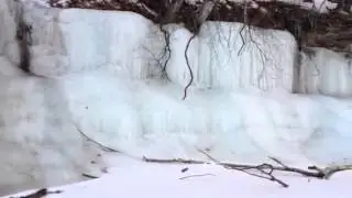 Short ice curtain on the saint croix river