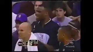 Kevin Willis finishes off the Lakers with a put back Dunk in 2003 NBA Playoffs G6.