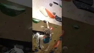 Toe cam beta nooooo #bouldering #boulderinggym #routesetting #climbing
