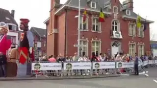 Ruben Van Gucht rijd De Ronde van Vlaanderen Persregio Dender