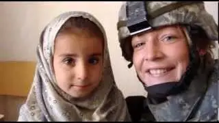 Soldier Tells Story to Smithsonian