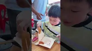 又要换房间去下一站揭阳啦～回程前能吃下绝不空着一点肚子。都说揭阳是美食之地，到了后立马就先去吃了当地特色粿汁，感觉和浇头卤味一样，很鲜，好吃！贝爸说这里的沙冰也是必须打卡的，也是小朋友们的最爱了。晚
