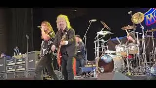 MOLLY HATCHET  