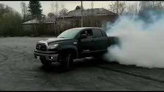 Toyota Tundra 5.7 iForce burnout