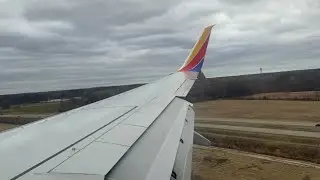 Southwest Airlines WN711 cloudy landing at DTW
